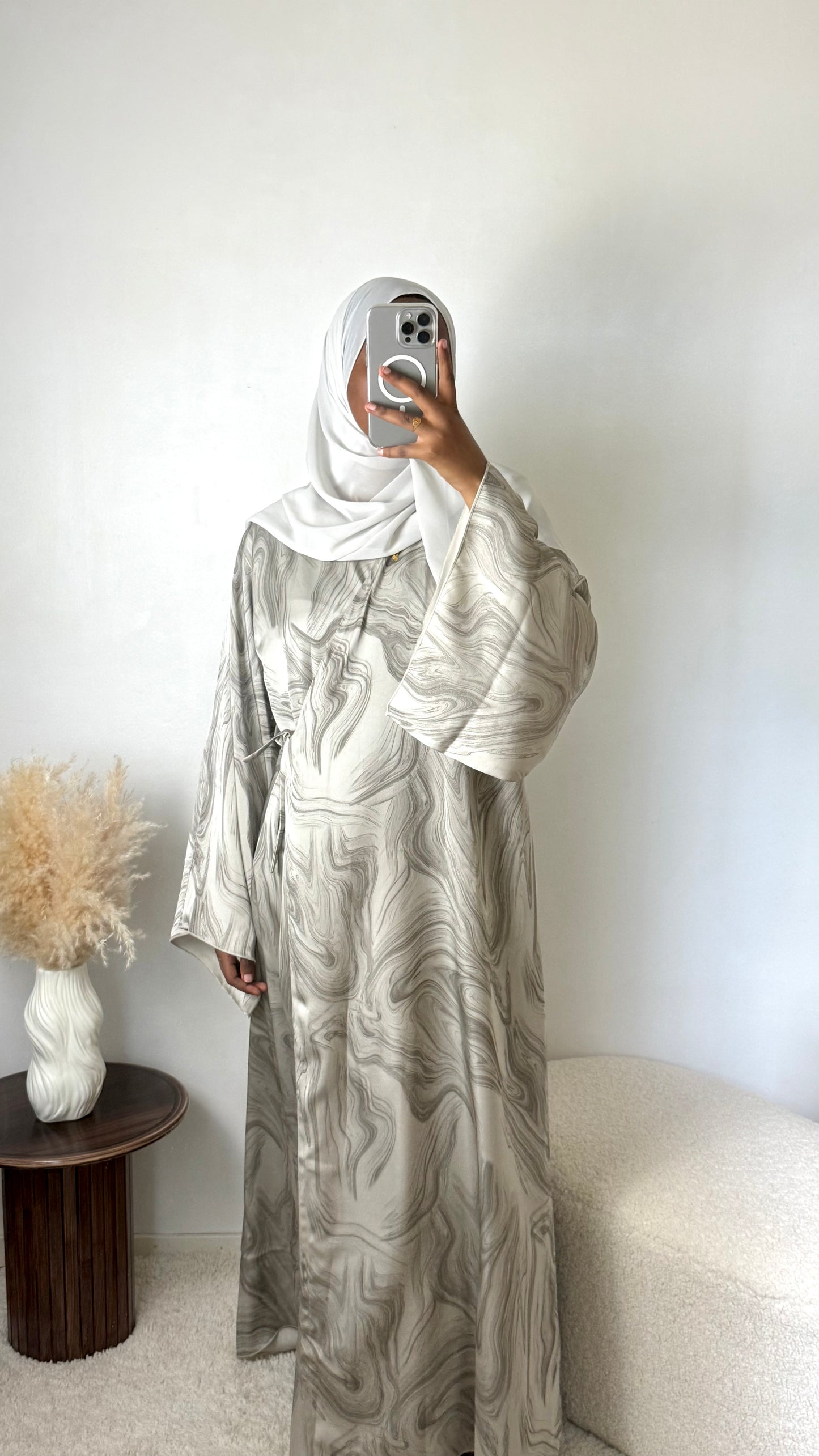 Marble Wrap Abaya